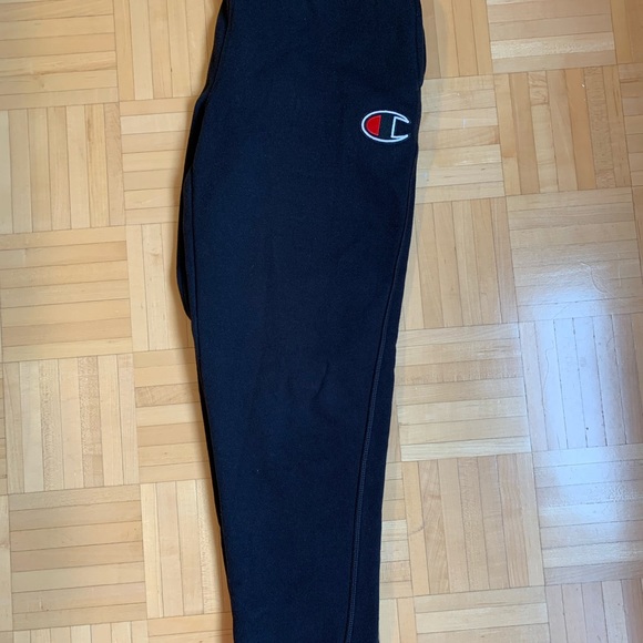 Champion black sweatpants in very good condition - Picture 2 of 3